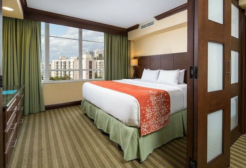 סוויטה עם נוף לעיר, Newport Beachside Hotel & Resort