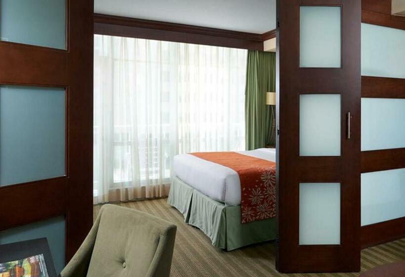Люкс Боковой Вид на Море, Newport Beachside Hotel & Resort