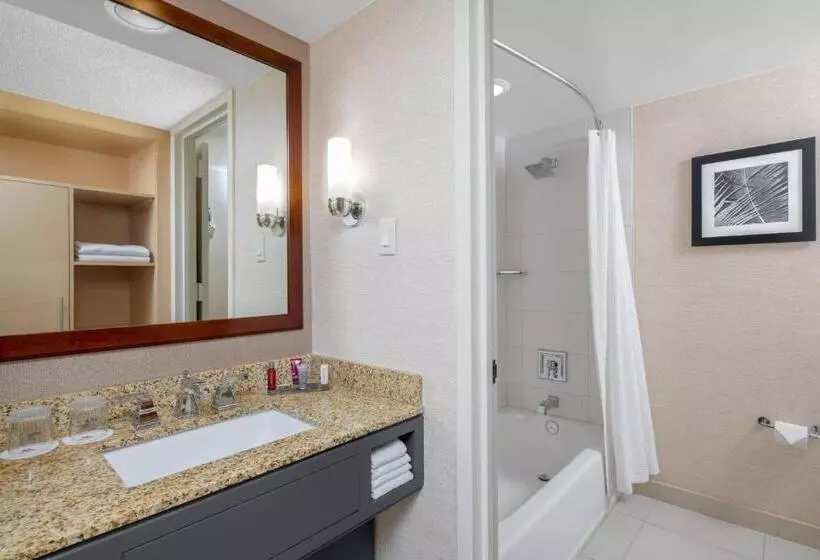 キングサイズベッドのスタンダードルーム, Boca Raton Marriott At Boca Center
