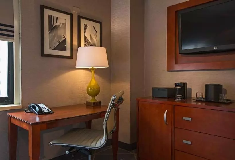 اتاق استاندارد با 2 تخت دوبل, Courtyard By Marriott New York Manhattan/fifth Avenue