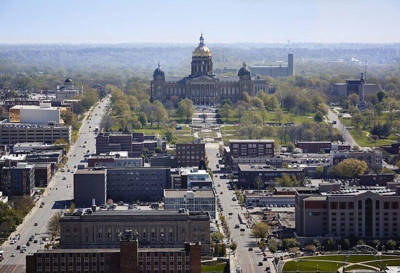 带2个双人床的标准工作室, Des Moines Marriott Downtown