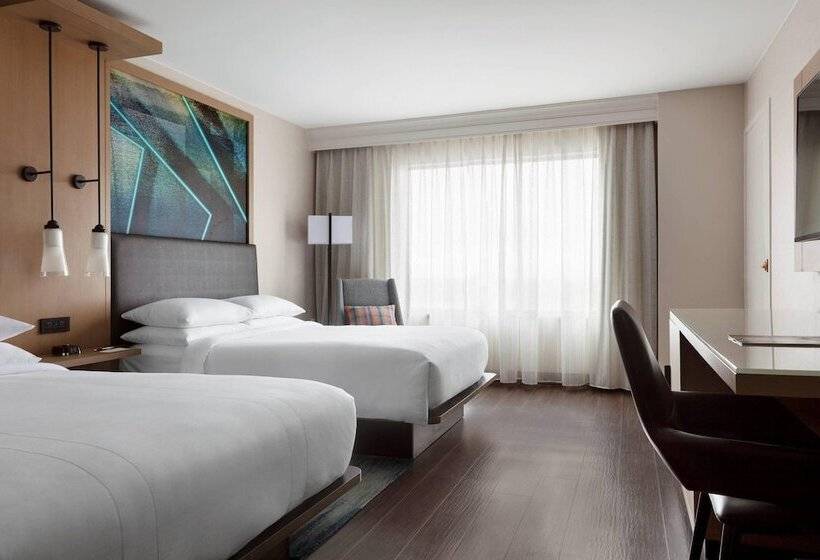 스탠다드 룸 더블 침대 2개, Des Moines Marriott Downtown