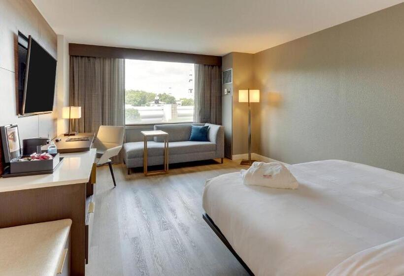 Стандартный Номер Кровать Кинг, Huntsville Marriott At The Space & Rocket Center