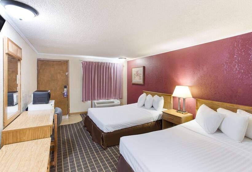 غرفه قياسيه سريرين مزدوجين, Knights Inn Ashland