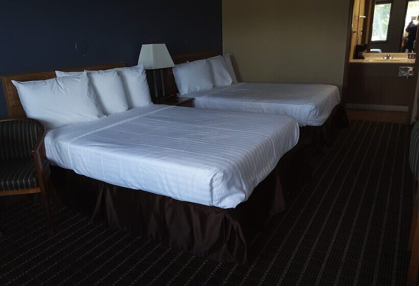 غرفه قياسيه سريرين مزدوجين, Knights Inn Ashland