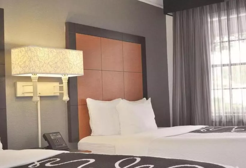 2ダブルベッドのスタンダードルーム, La Quinta Inn By Wyndham Dallas Uptown