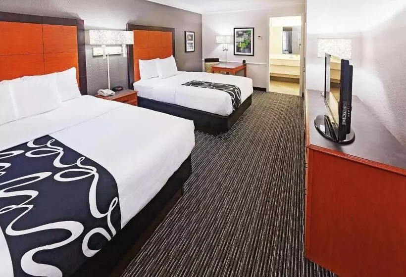 2ダブルベッドのスタンダードルーム, La Quinta Inn By Wyndham Dallas Uptown