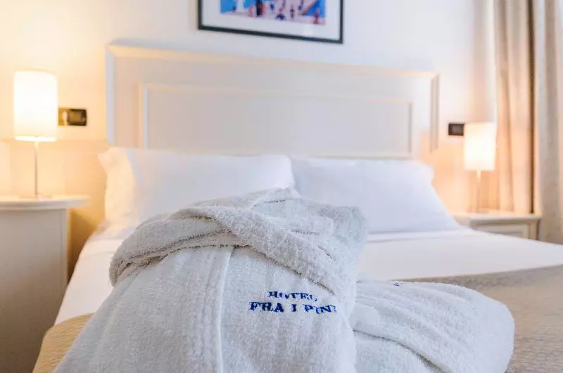 キングサイズベッドのデラックスルーム, Motel 6 Phoenix, Az   Midtown