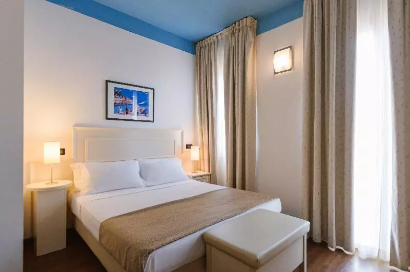 キングサイズベッドのデラックスルーム, Motel 6 Phoenix, Az   Midtown