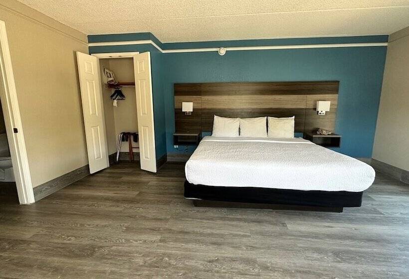 غرفة ديلوكس, Days Inn By Wyndham San Diego Vista