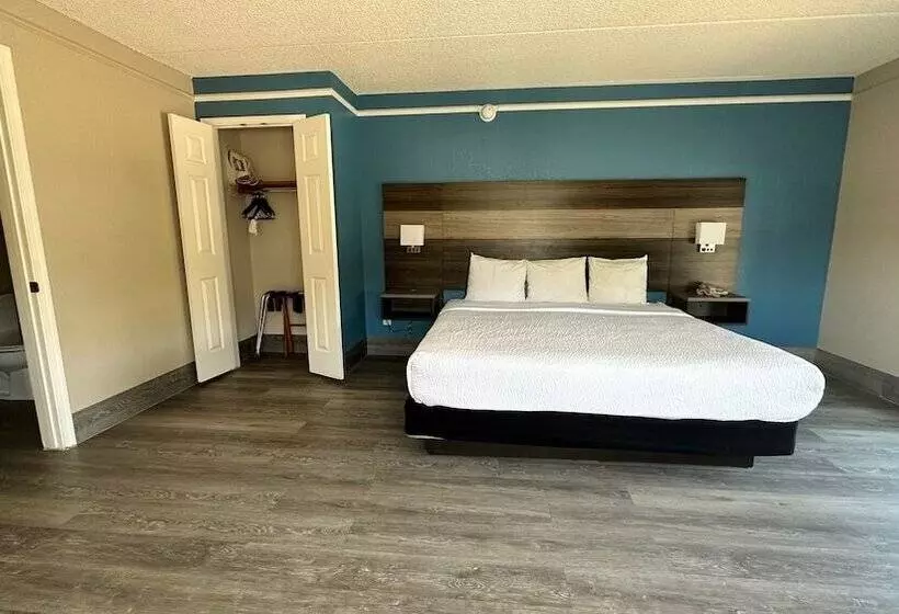 اتاق لوکس, Days Inn By Wyndham San Diego Vista