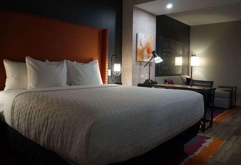 适用于残疾人士的豪华房间, La Quinta Inn & Suites By Wyndham Lewisville