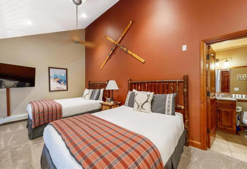 דירת חדר, Lion Square Lodge