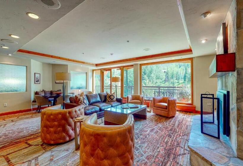 דירת שני חדרים, Lion Square Lodge