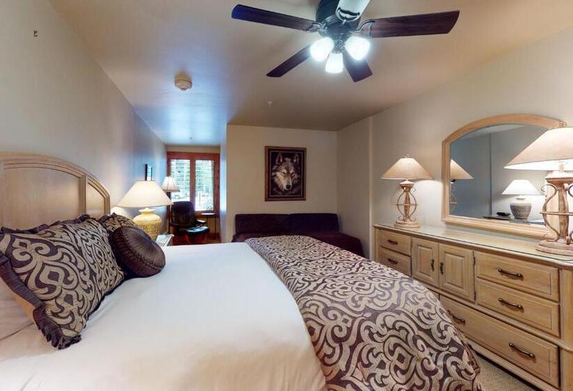 Апартаменты 2 Спальни, Lion Square Lodge