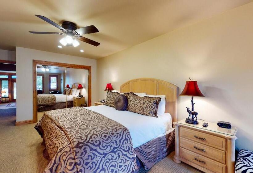 Апартаменты 2 Спальни, Lion Square Lodge