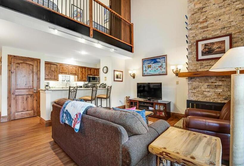 Номер Стандарт, Lion Square Lodge