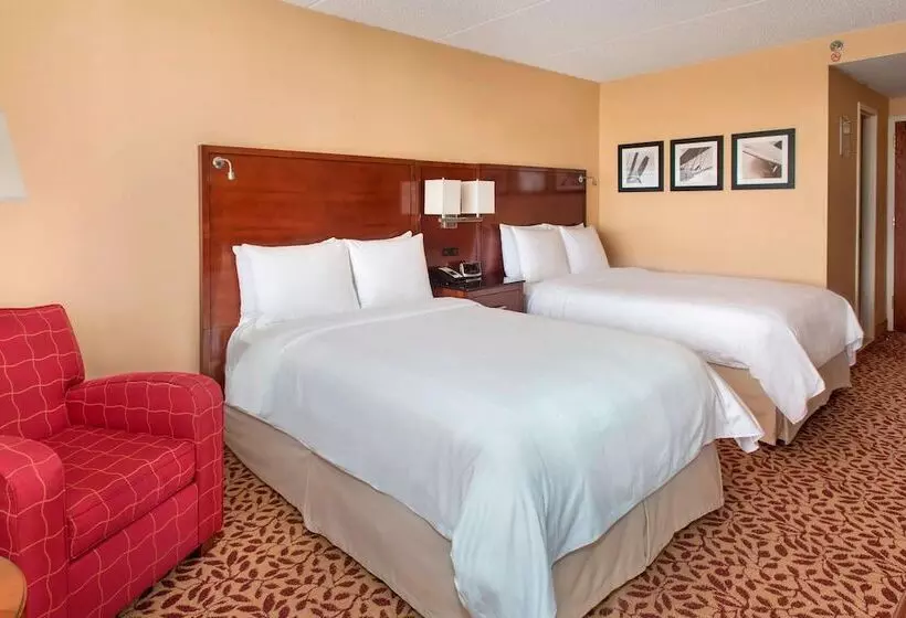 ２ダブルベッドのスタンダードルーム, Long Island Marriott