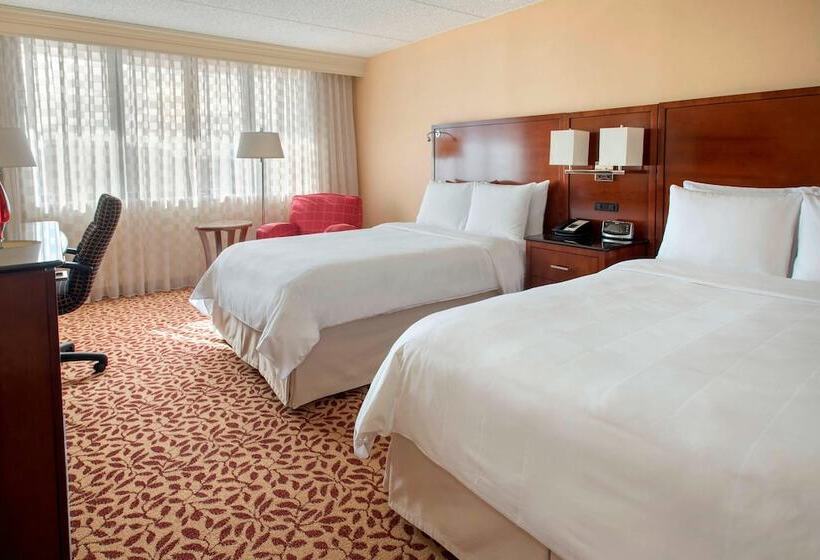 스탠다드 룸 더블 침대 2개, Long Island Marriott