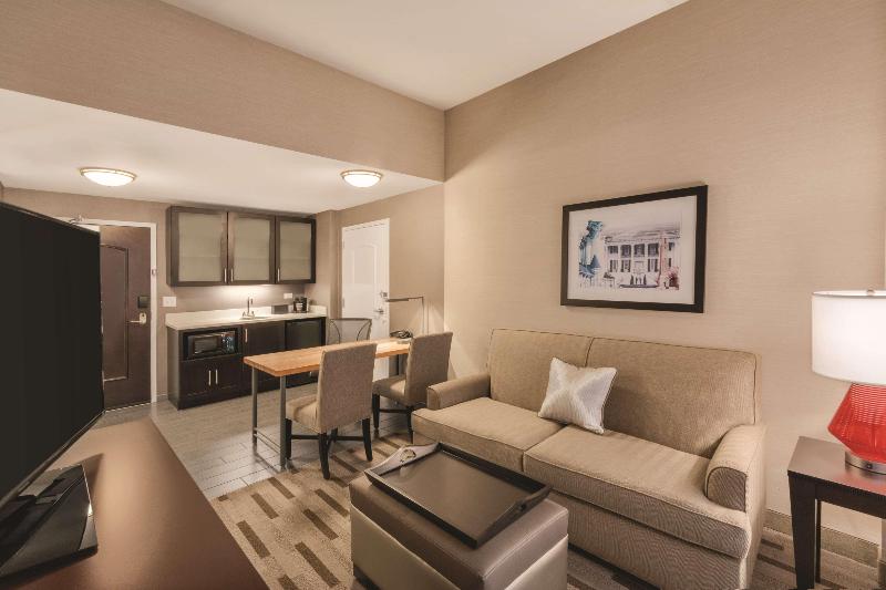 جناح غرفتين نوم, Marin Suites