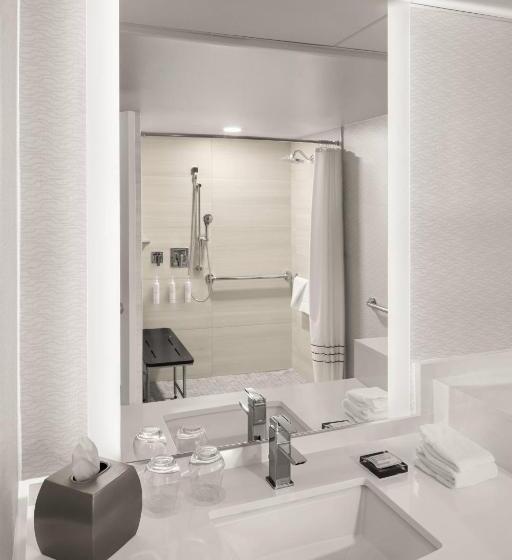 キングサイズベッドのスタンダードルーム, Minneapolis Marriott City Center