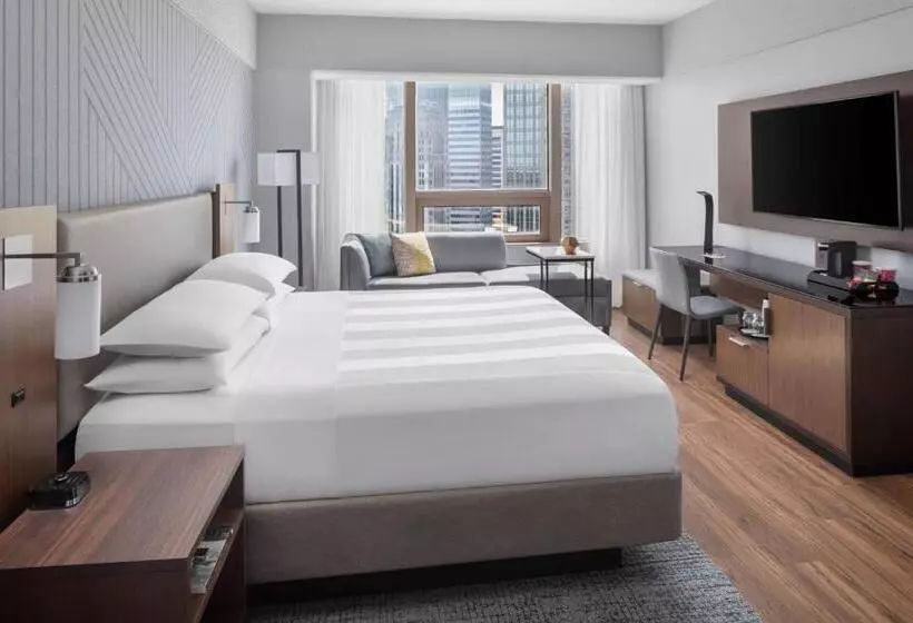 اتاق استاندارد با تخت بزرگ, Minneapolis Marriott City Center
