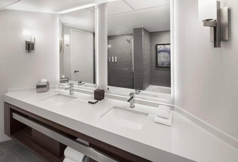 스위트 킹사이즈 침대, Minneapolis Marriott City Center