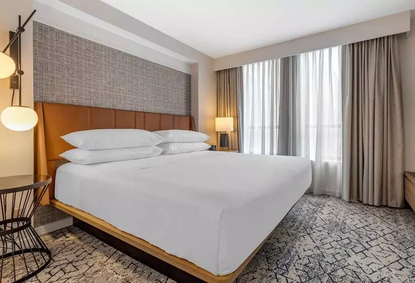 سوییت, Sheraton Suites Old Town Alexandria