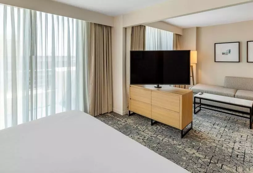 Club-studio, Sheraton Suites Old Town Alexandria