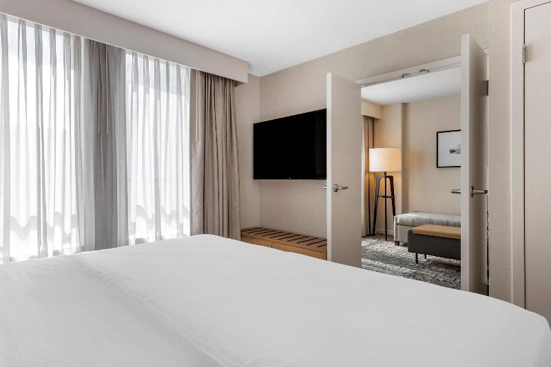 스위트, Sheraton Suites Old Town Alexandria