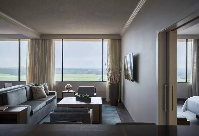 スイート, Sonesta Nashville Airport