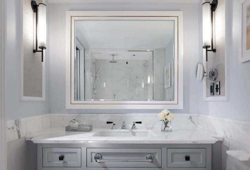 غرفة ديلوكس, The Langham Boston