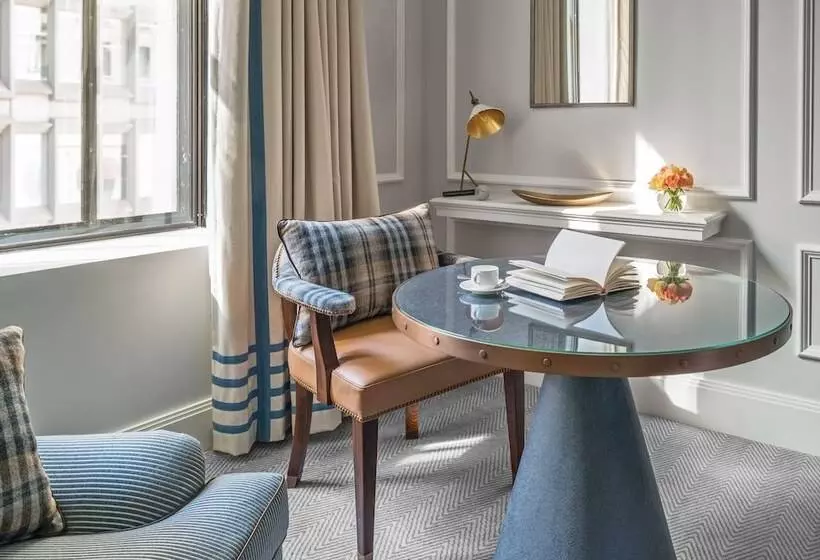 اتاق لوکس, The Langham Boston