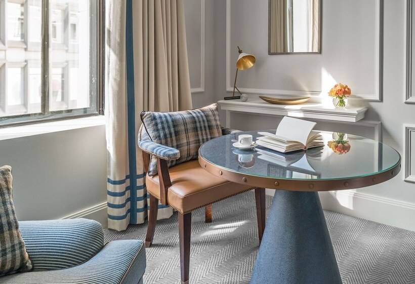 غرفة سوبيريور, The Langham Boston