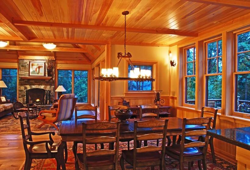 スタンダードルーム, The Mountain Top Inn & Resort