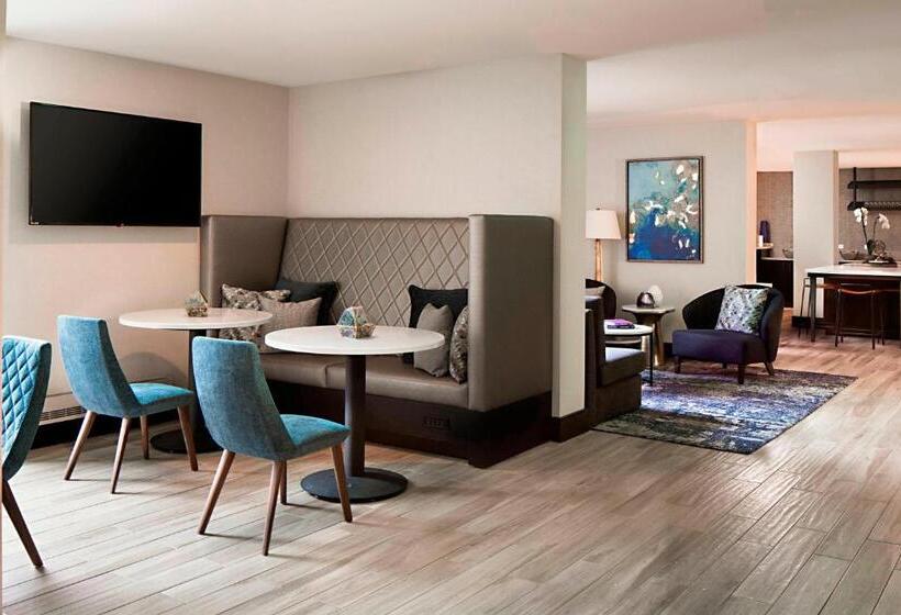 キングサイズベッドのエクゼクティブルーム, Lincolnshire Marriott Resort