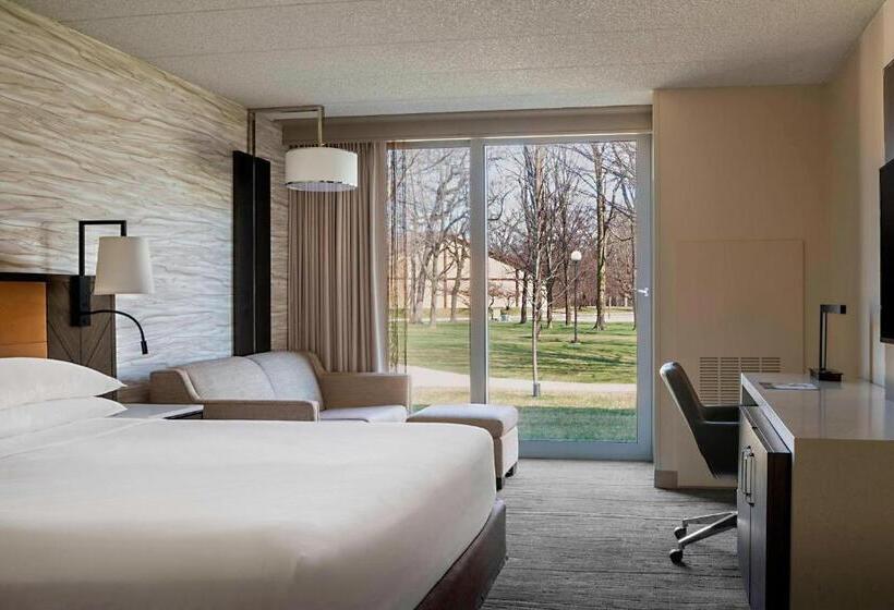 キングサイズベッドのスタンダードルーム, Lincolnshire Marriott Resort