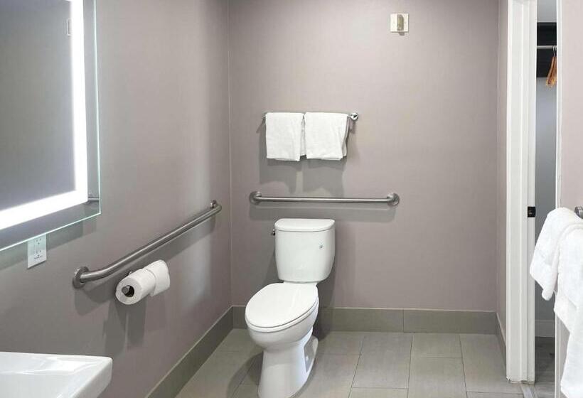 غرفة قياسية سرير كينج لذوى الإحتياجات الخاصة, Motel 6morro Bay, Ca