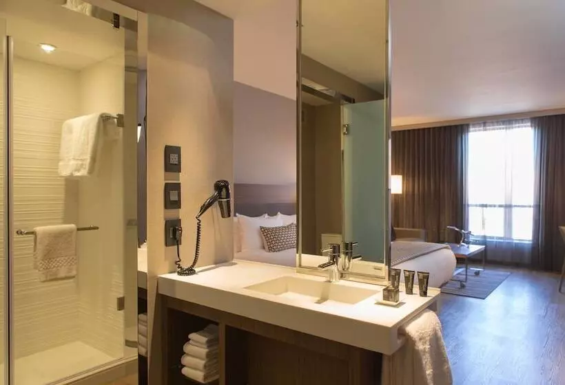 Standard-huone 2 Parivuodetta, Ac Hotel Kansas City Plaza