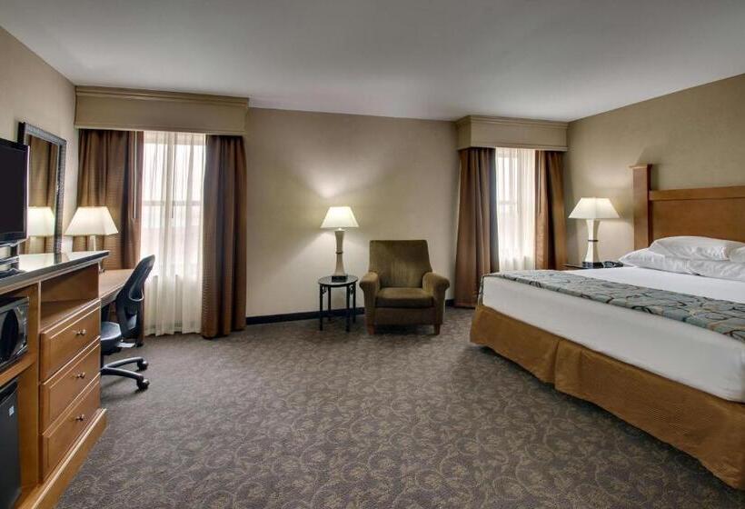 带大床的高级房间, Drury Plaza Hotel Broadview Wichita