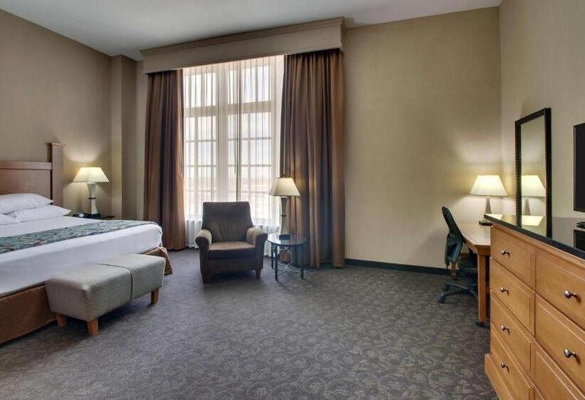 带观景的高级间, Drury Plaza Hotel Broadview Wichita