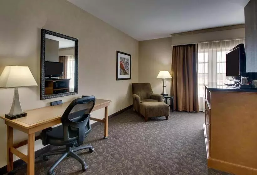 اتاق سوپریور چهار تخته, Drury Plaza Hotel Broadview Wichita