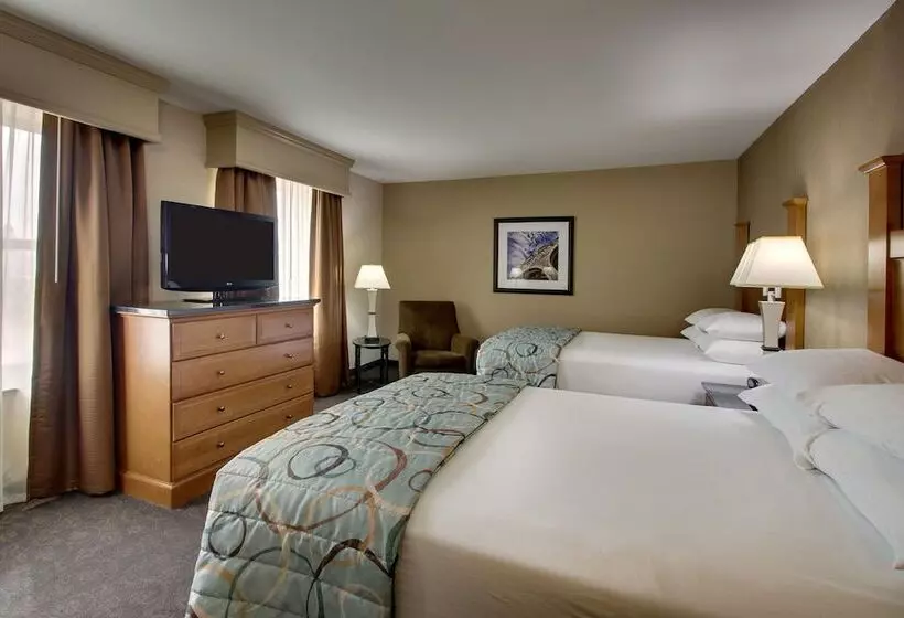 اتاق لوکس, Drury Plaza Hotel Broadview Wichita