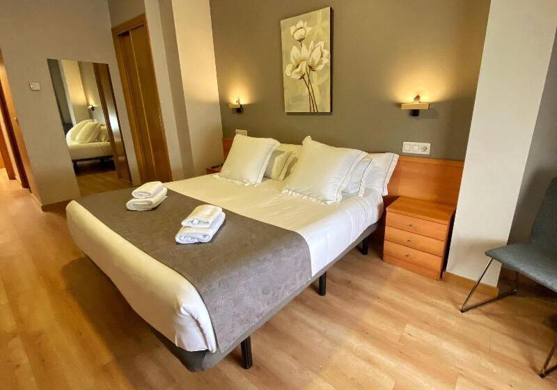 适用于残疾人士的豪华房间, Drury Plaza Hotel Broadview Wichita