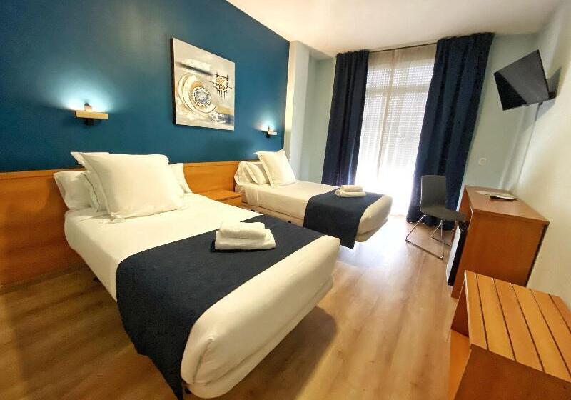 适用于残疾人士的豪华房间, Drury Plaza Hotel Broadview Wichita