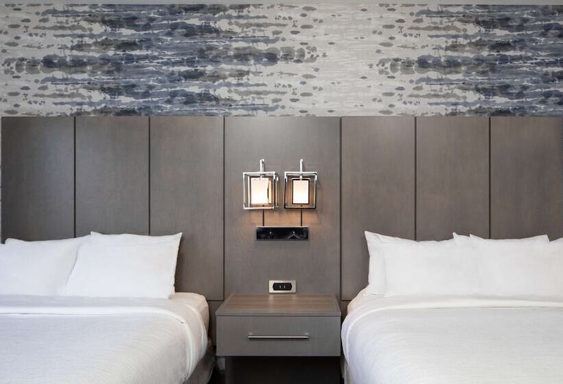 Люкс, Embassy Suites By Hilton Portland Maine