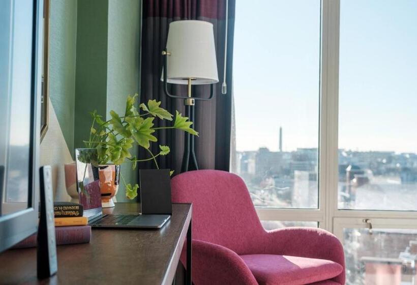 带大床的豪华间, Generator Hotel Washington Dc