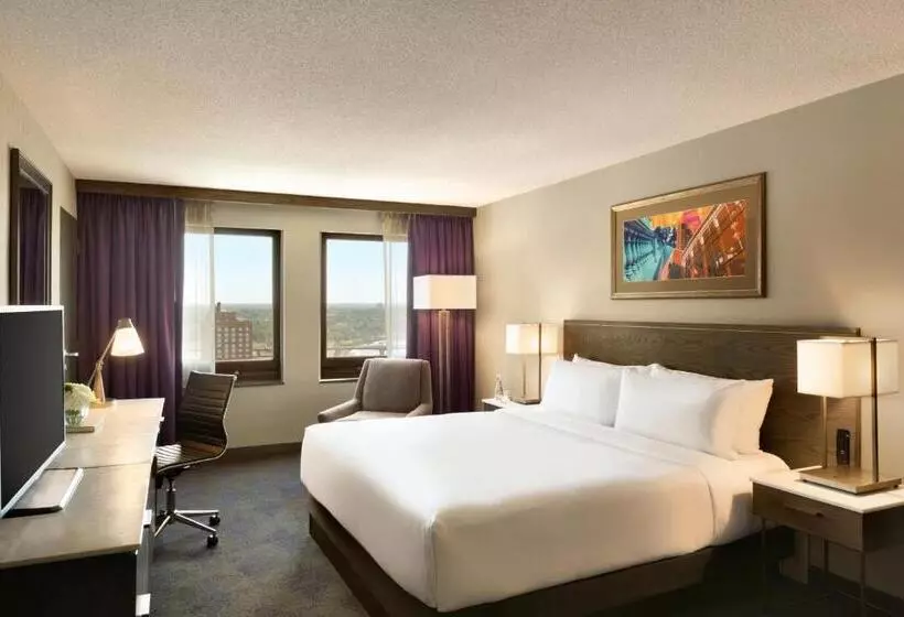 キングサイズベッドのデラックスルーム, Intercontinental St. Paul Riverfront, An Ihg
