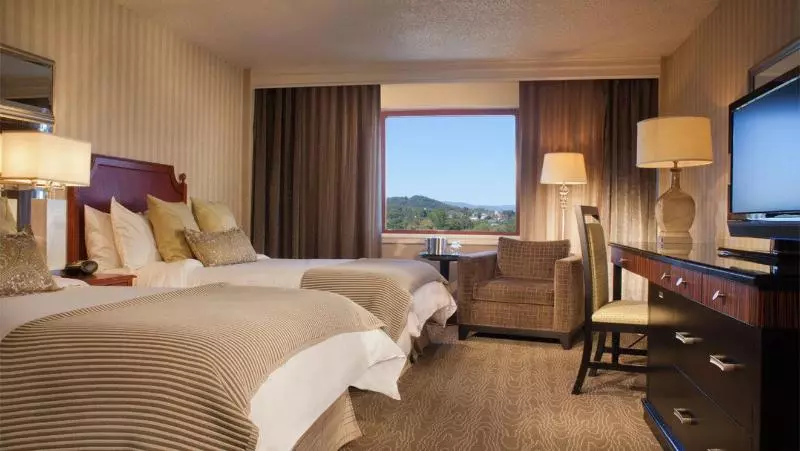 اتاق لوکس, Omni Charlottesville