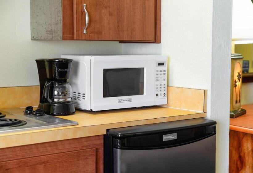 غرفة قياسية مطلّة علي البحر, Perry S Oceanedge Resort